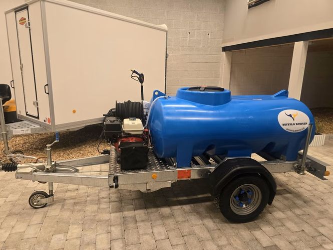 Hovedbilde Buffalo Spylevogn