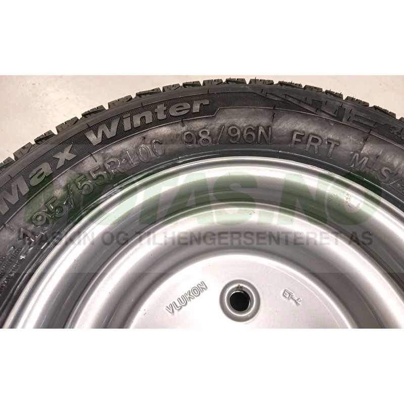 Komplett hjul 195/55R10C Stål 5-bolt Piggdekk