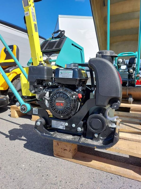 AMMANN APF 10/33 med vanntank