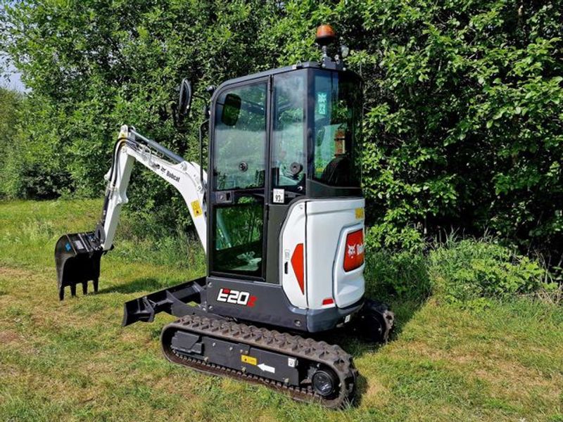 Bobcat E20z